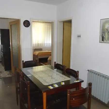 Goran Apartment